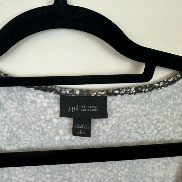 J. Jill Wearever Collection | Brown and Green Floral Sleeveless Tank Top LP - Picture 3 of 5